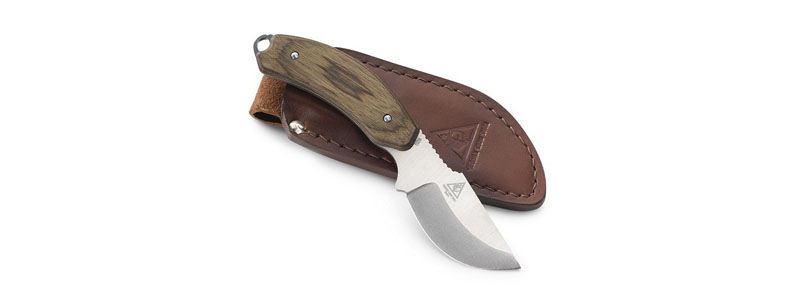 This is a product image of a Lone Wolf Skinner hunting knife.